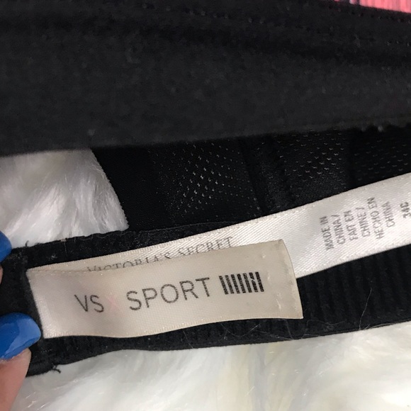 VSX Sport Bra Size 34 C - Picture 5 of 8